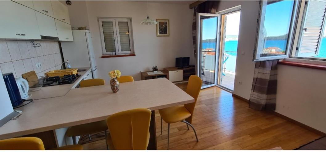 Apartmani Gizela Donji Seget Camera foto