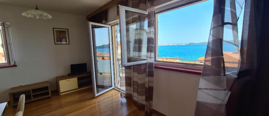 Apartmani Gizela Donji Seget Camera foto