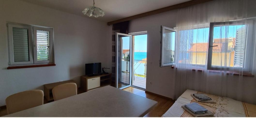 Apartmani Gizela Donji Seget Camera foto